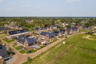 Emergo Prefab Tuin van Loenen met prefab dak elementen